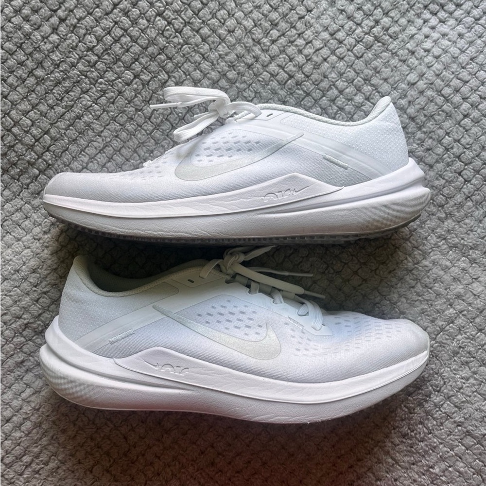 Nike winflo 10 running shoes